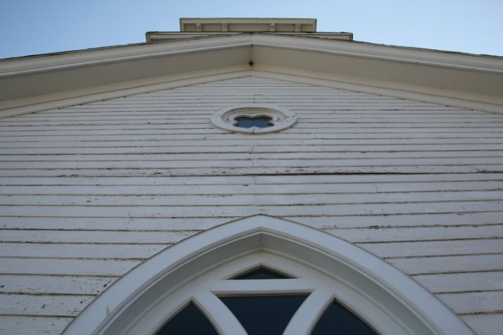 Peiling exterior paint First Lutheran Church Middleton